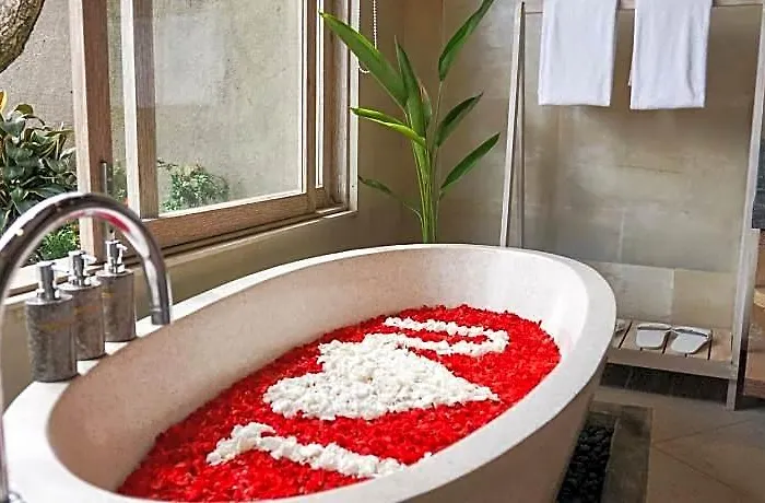 Tala Honeymoon Private *